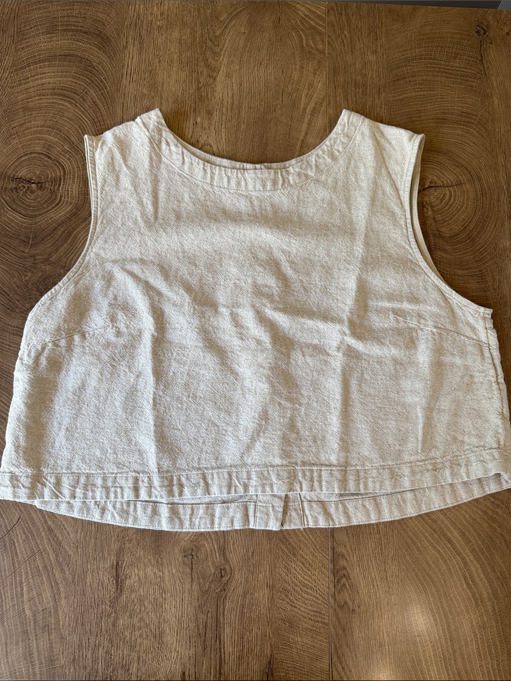 a new day Cream Textured Sleeveless Crop Tank